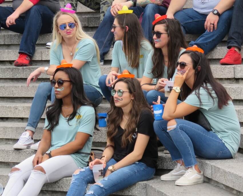 מעבדה ליחסים