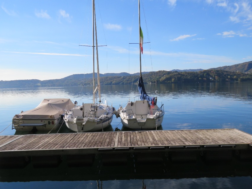 סירות עוגנות